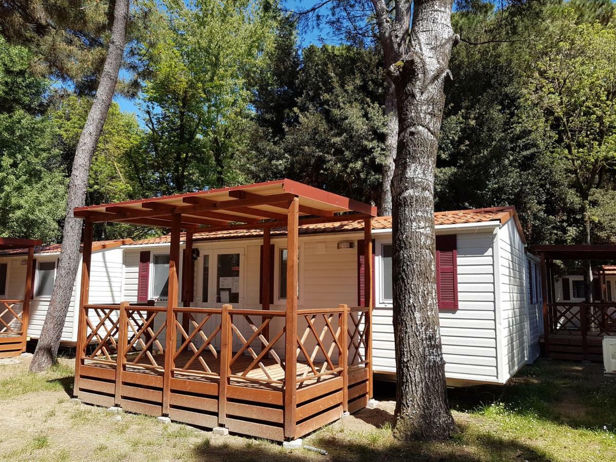 Victoria Mobilehome In Centro Vacanze San Francesco Duna Verde Exteriör bild